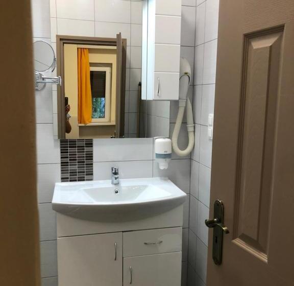 Трехместный Номер Deluxe, Szem S Vendégház