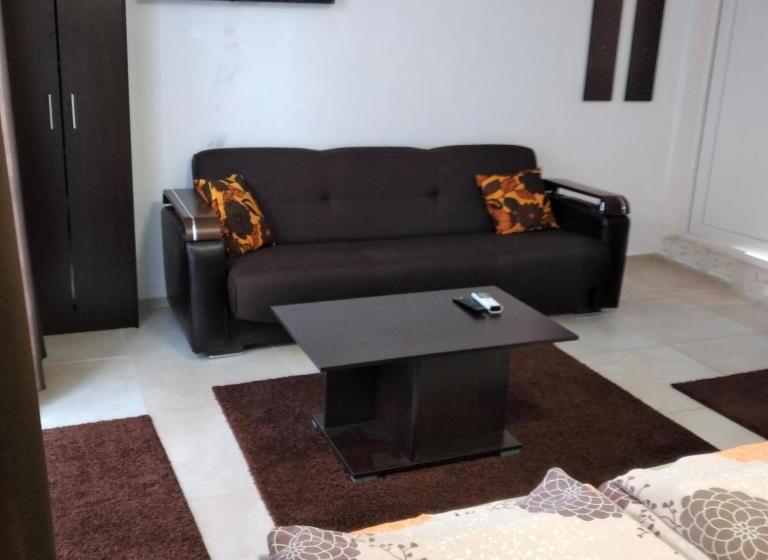 اتاق لوکس, Vibo Guesthouse