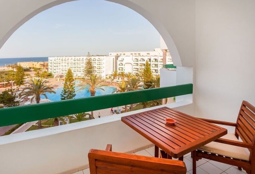 اتاق استاندارد یک نفره, El Mouradi Palace