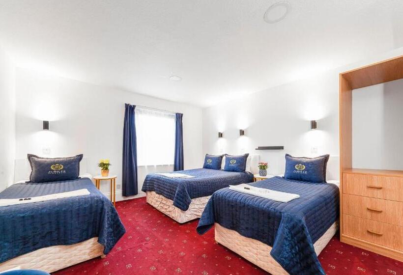 Quarto Familiar, Jubilee Hotel Victoria