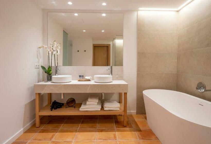 سوییت, Mon Port Hotel & Spa
