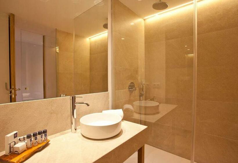اتاق پرمیوم, Mon Port Hotel & Spa