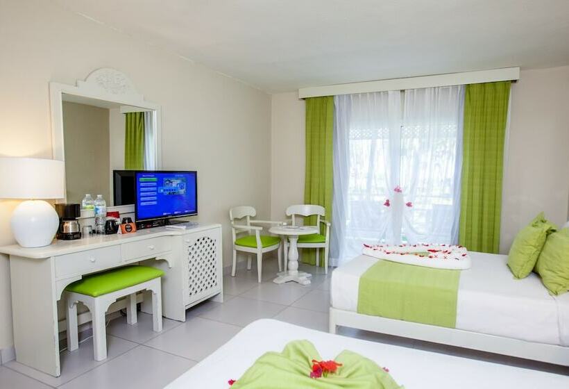 اتاق استاندارد با چشم‌انداز دریا, Vista Sol Punta Cana Beach Resort & Spa  All Inclusive