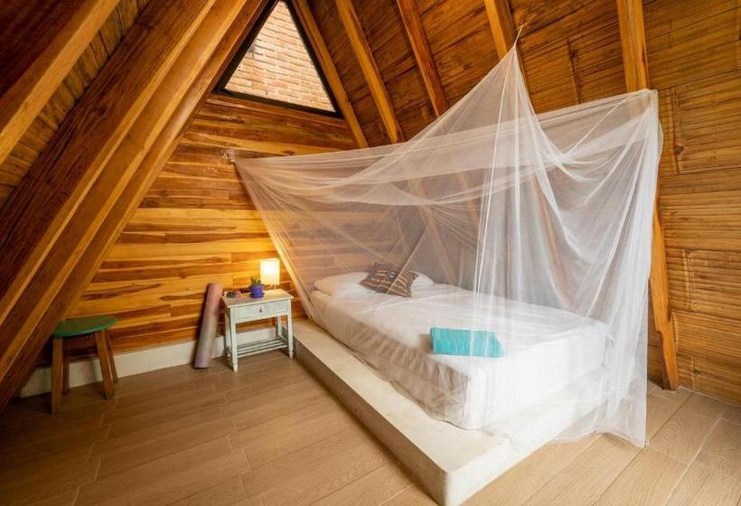 اتاق استاندارد با سرویس بهداشتی مشترک, Casa Del Sol
