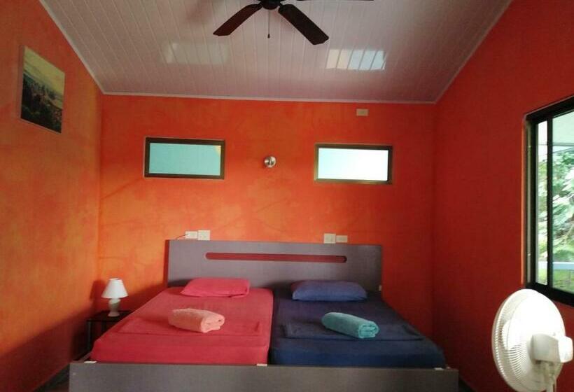اتاق استاندارد, Hostal Casa Las Lajas