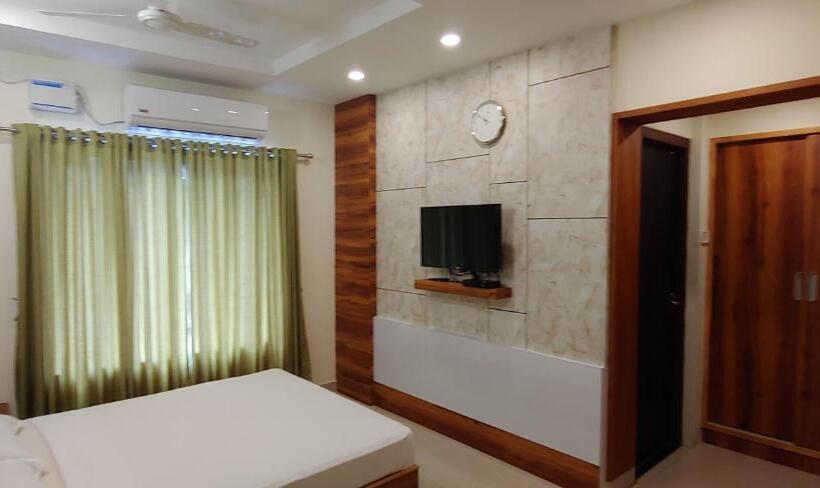 スタンダードルーム, Sree Gokulam Sabari