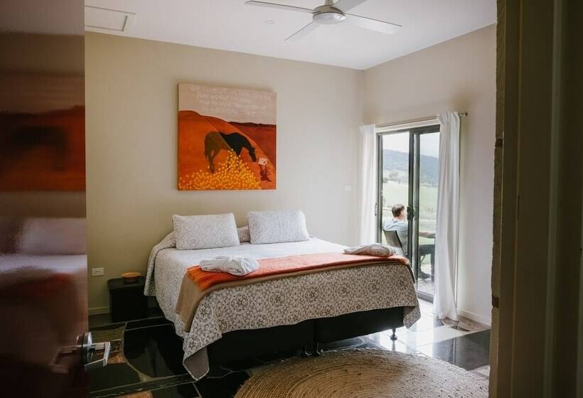 Номер Стандарт, Spring Spur Stay
