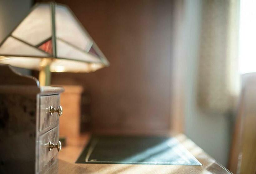 Апартаменты 1 Спальня, Post Residence