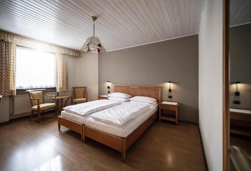 Апартаменты 1 Спальня, Post Residence