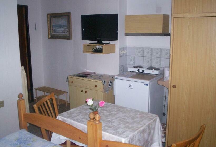 اتاق استاندارد, Penzion Hainiš