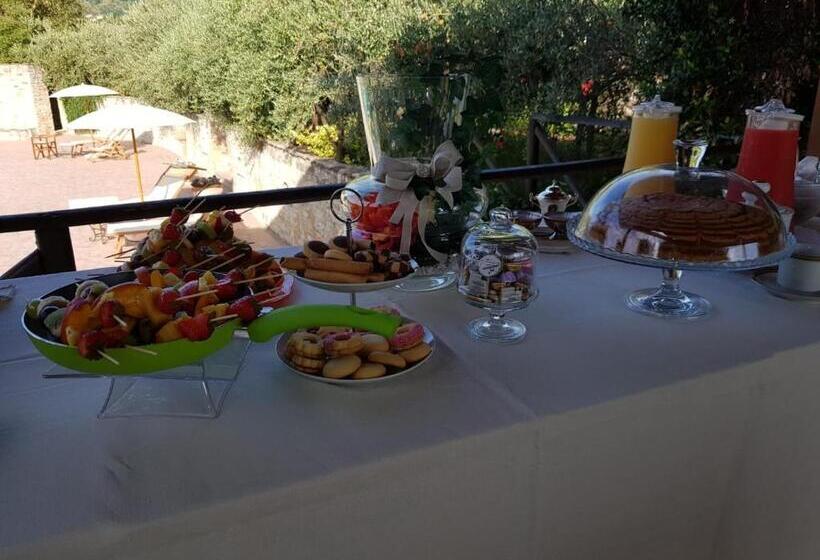 Полулюкс, Agriturismo Colle Mura