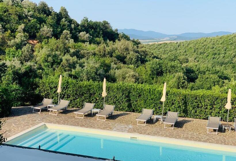 Апартаменты 3 Спальни, Tenuta Montemassi Podere Montauzzo