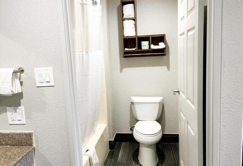 Люкс, Americas Best Value Inn & Suites Mont Belvieu Houston