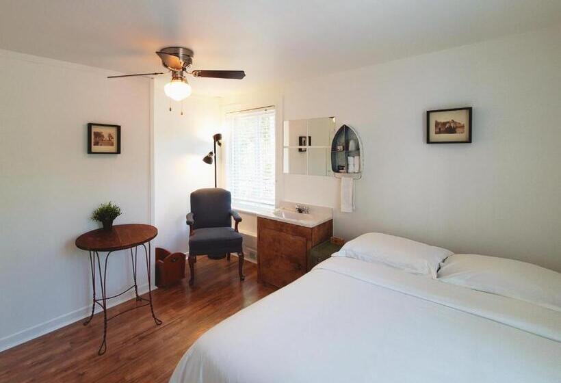 Номер Economy, Auberge De La Rive De Charlevoix   Auberge De Jeunesse Familiale Pour Voyageurs De Tous âges