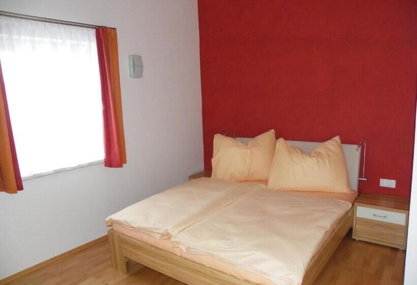 Апартаменты 2 Спальни с Балконом, Ferienwohnung Ski Hans