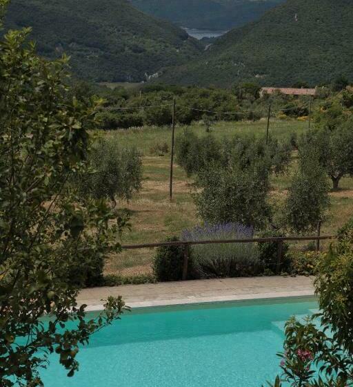 Люкс, Agriturismo Podere Acqualoreto