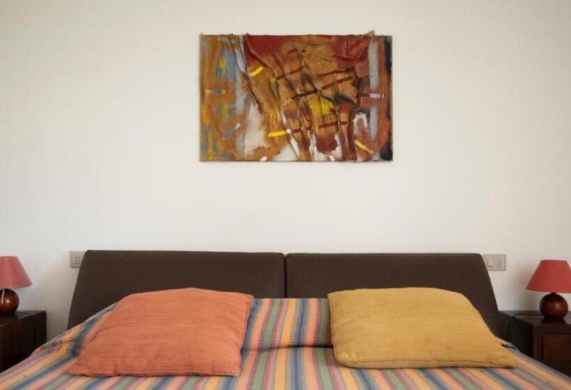 2 Bedrooms Apartment Mountain View, Agriturismo Podere Acqualoreto