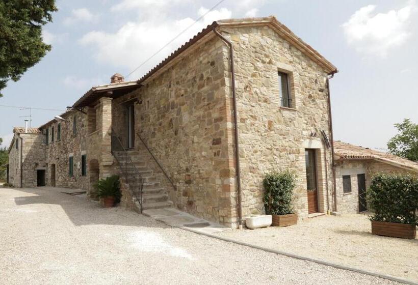 Люкс Повышенной Комфортности, Agriturismo Podere Acqualoreto