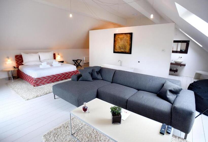 Люкс, Tuddenham Mill Luxury