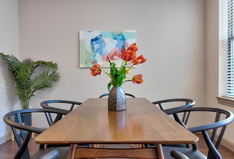 Апартаменты 2 Спальни, Kasa Central West End St Louis