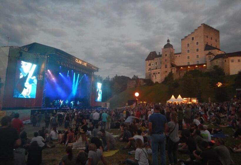 패밀리 룸, Gasthof Zur Donaubrücke