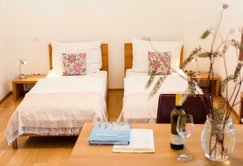 Номер Стандарт, Wein + Bett Wiedeck