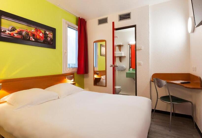 バス共有のスタンダードルーム, Enzo Hotels Chalons En Champagne