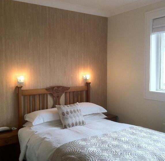 اتاق استاندارد, Ardawn House