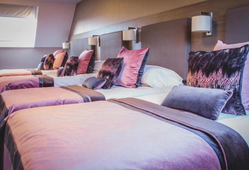 اتاق استاندارد چهار تخته, Barr Na Sraide Inn