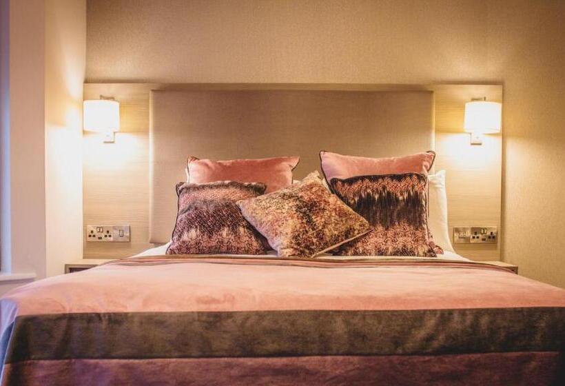 اتاق استاندارد یک نفره, Barr Na Sraide Inn