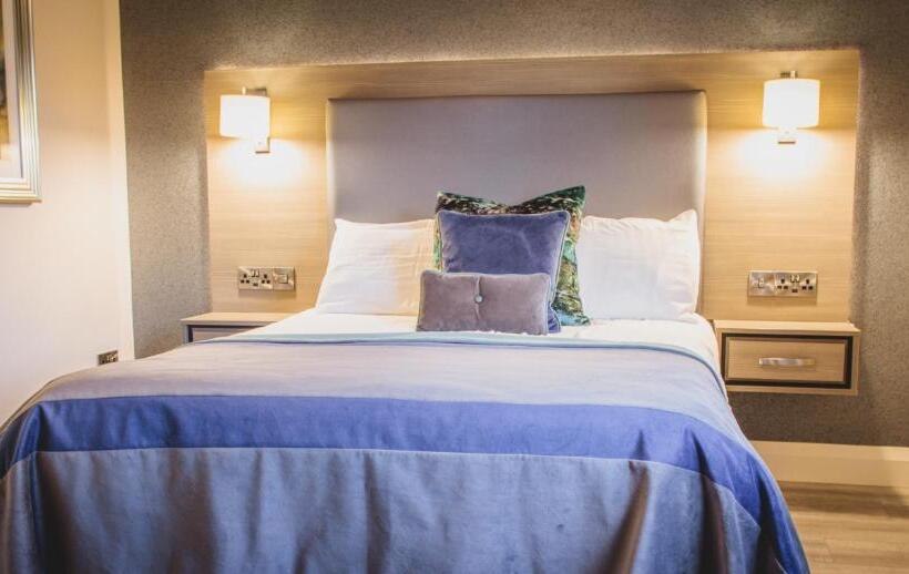 اتاق استاندارد یک نفره, Barr Na Sraide Inn
