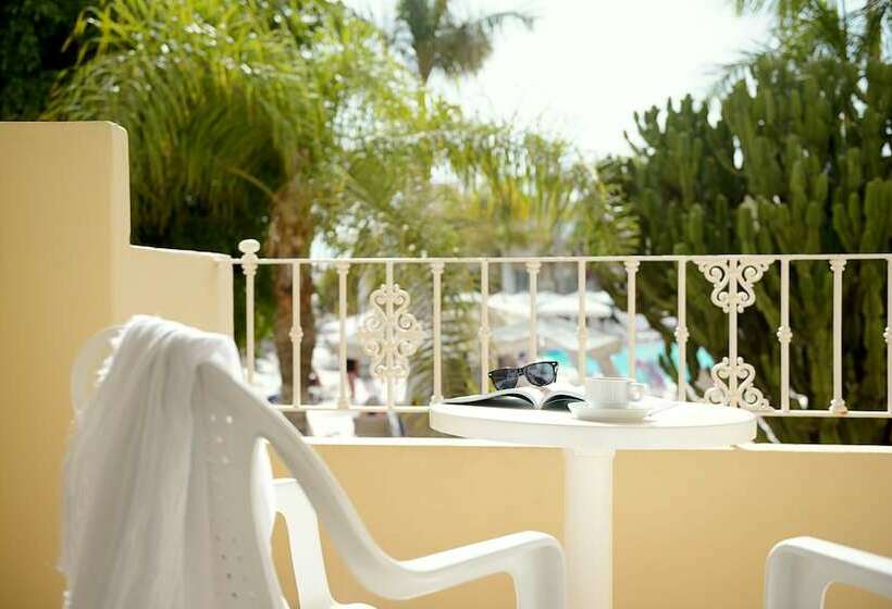 חדר סטנדרט צדדי נוף לים, Buganvilla Hotel & Spa