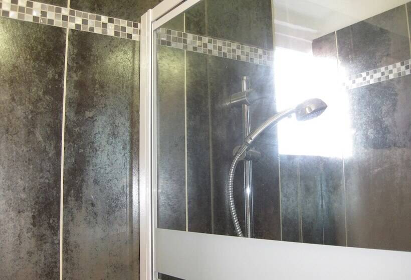 اتاق سوپریور با بالکن, Hôtel Villa La Malouine