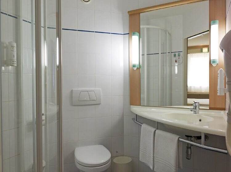 اتاق استاندارد, Ibis Poznan Stare Miasto