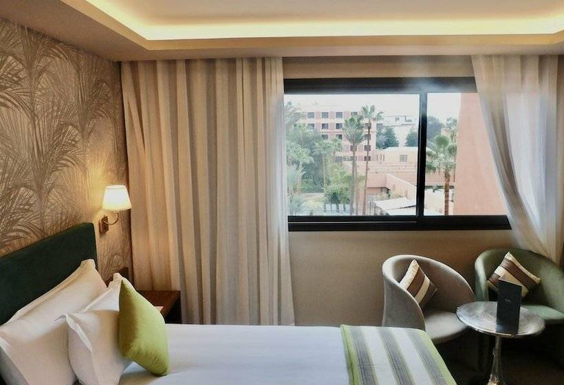 اتاق سوپریور یک تخته, Kenzi Rose Garden