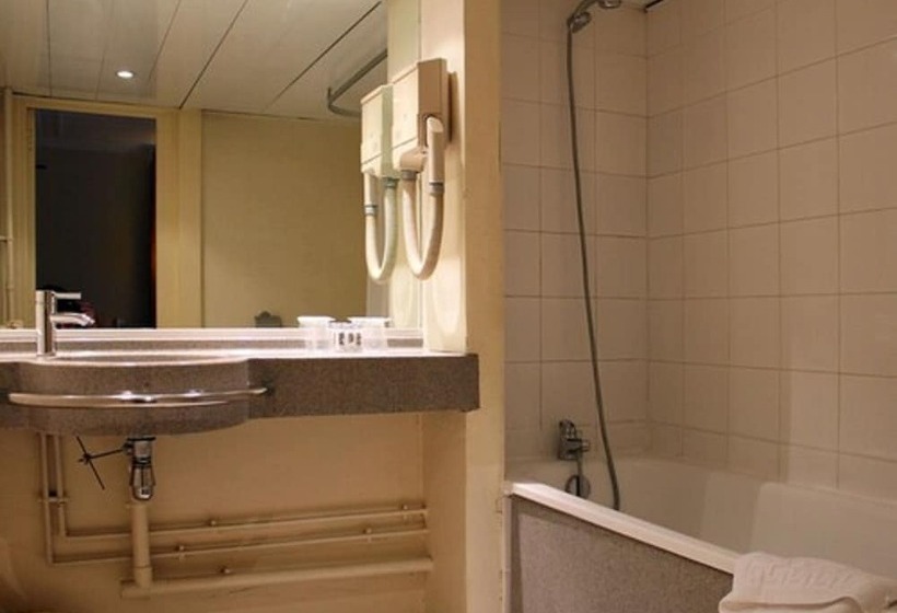 اتاق استاندارد یک نفره, New Hotel Opéra