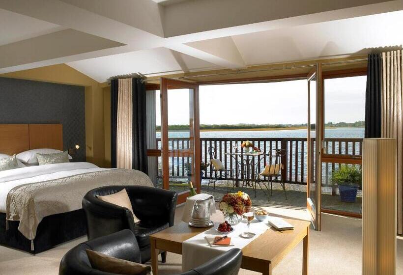 سوئیت با بالکن, Wineport Lodge