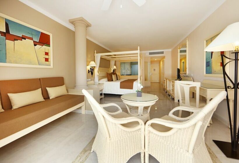 סוויטת ג'וניור סופריור, Bahia Principe Luxury Akumal - All Inclusive