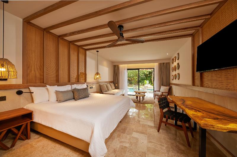 סוויטת ג'וניור דלוקס, Bahia Principe Luxury Akumal - All Inclusive