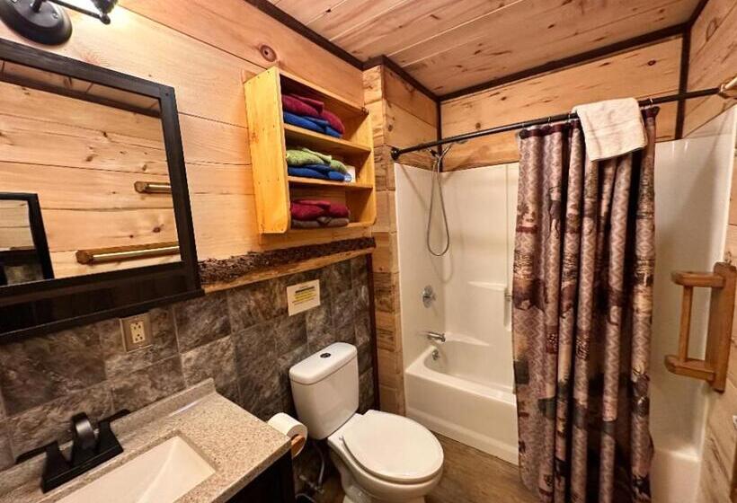 Студия Deluxe, Best Bear Lodge