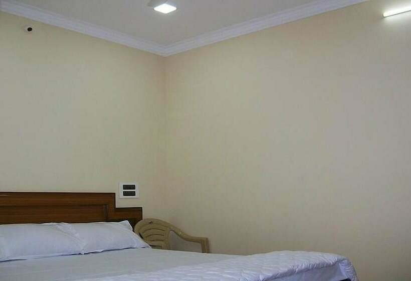 Номер Базовый Двуспальная Кровать, Pujitha Residency