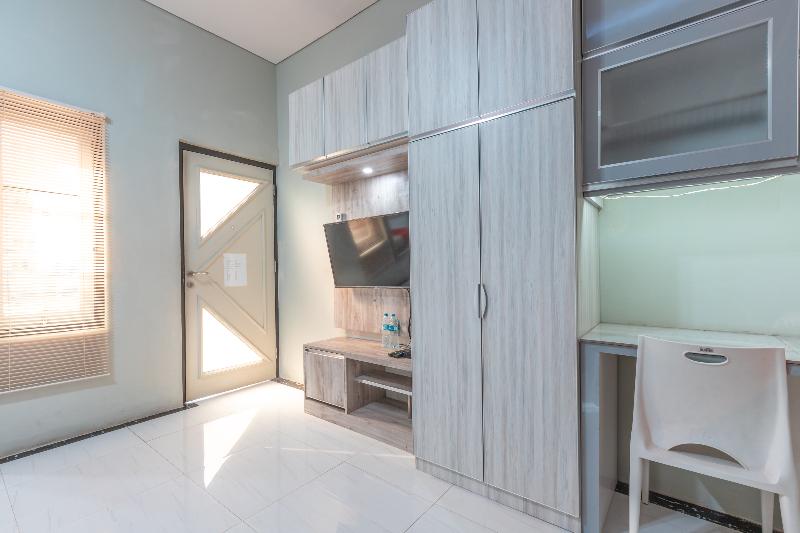 Номер Deluxe, Yayah Rooms Bogor Syariah Mitra Reddoorz