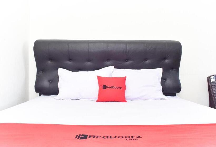 Номер Стандарт, Reddoorz Near Alun Alun Wonosobo