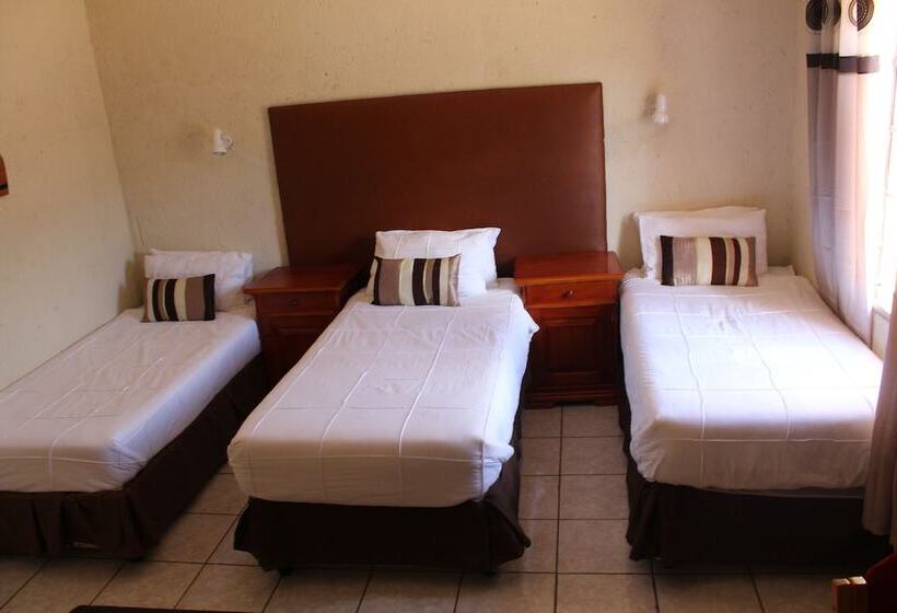 Номер Стандарт, Steenbok Lodge