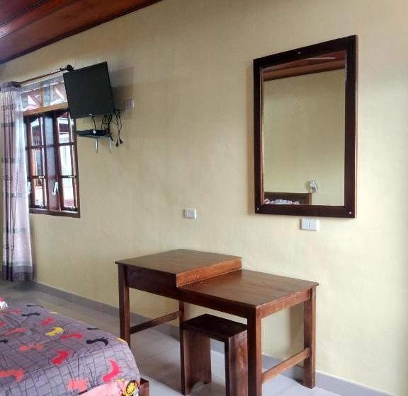Трехместный Номер Deluxe, Gokhon Guest House