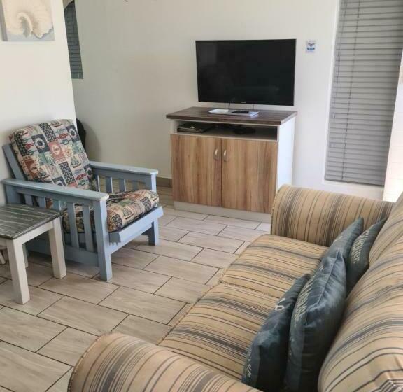 Апартаменты 1 Спальня, Suidersee Block 2, Hartenbos
