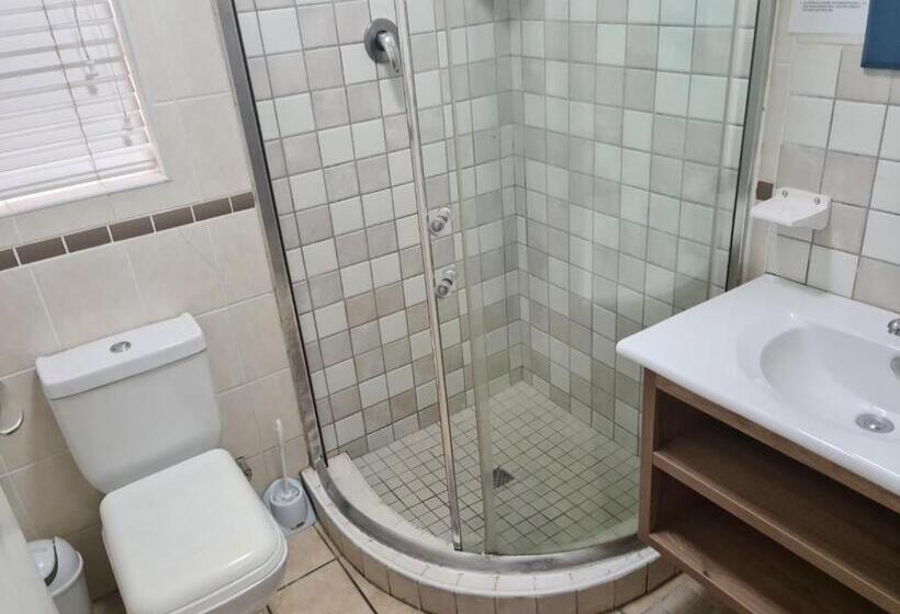 Apartamento 1 Dormitório, Suidersee Block 2, Hartenbos