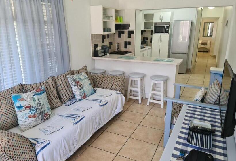 Apartamento 1 Dormitório, Suidersee Block 2, Hartenbos