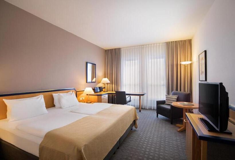 高级寓所标准房间, Hi Hotel International Hamburg