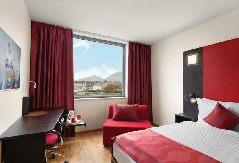 اتاق استاندارد با تخت بزرگ, Ramada Encore By Wyndham Geneva
